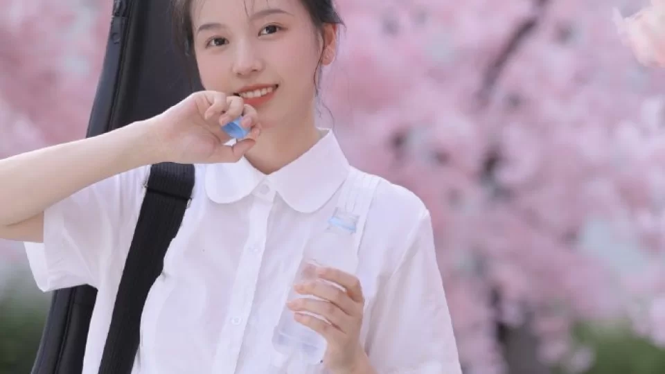 主题大赛视频·萝莉社精选推送：今日赛事题材新表达播放预览封面
